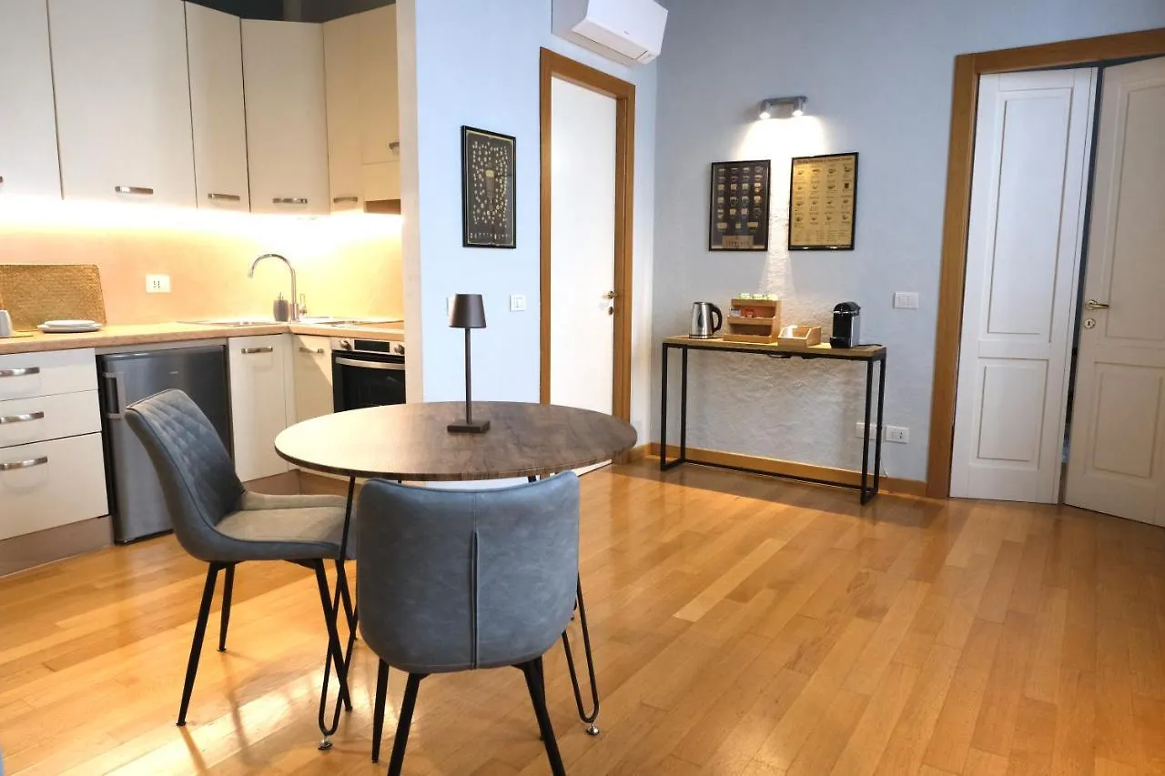 Appartamento Residenza Tazzoli By Pentagono Residenze Verona 0*,